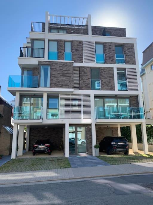 Recent En Lichtrijk Duplex-Appartement Te ウェンドゥイネ エクステリア 写真