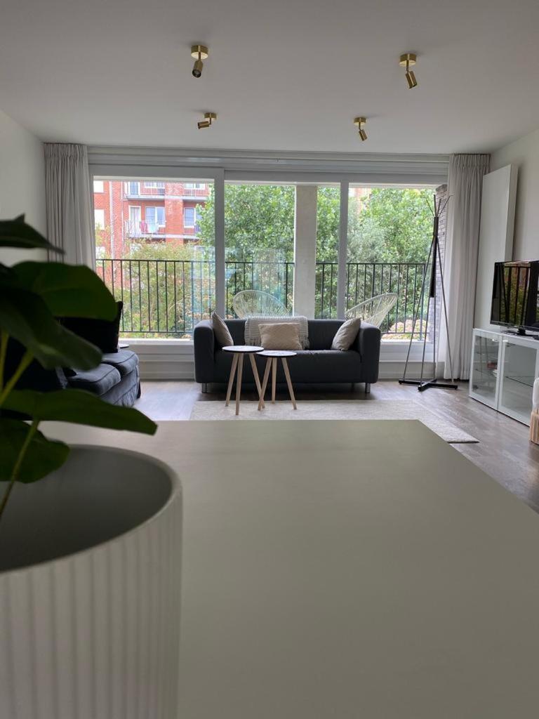 Recent En Lichtrijk Duplex-Appartement Te ウェンドゥイネ エクステリア 写真